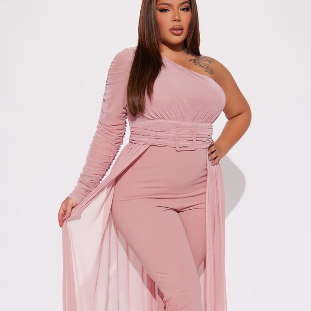 NEW W/ TAGS NEVER WORN Fashion Nova 'Better Be Sure' mesh jumpsuit w/ cape